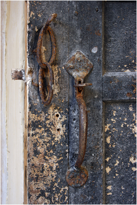 Architectual Photography - Latch and Chain